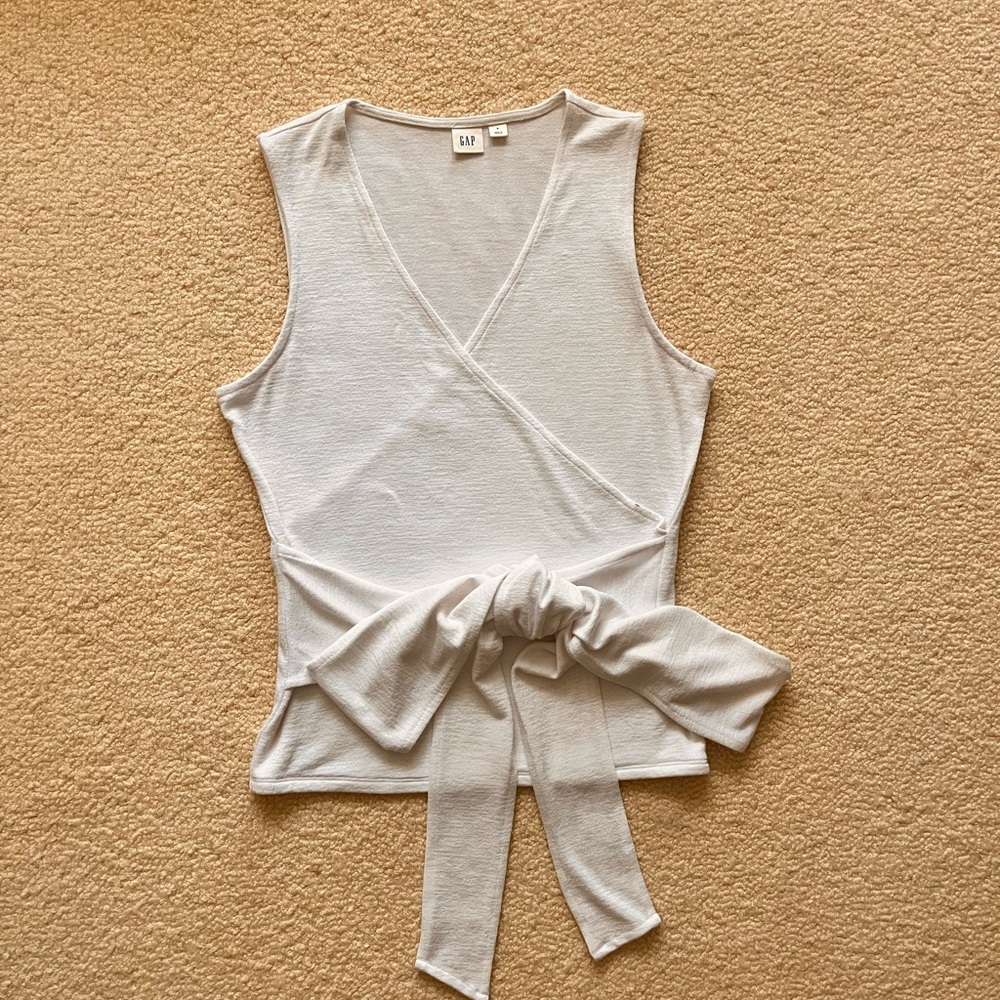 GAP White Knit Top
